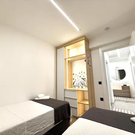 Aqua Apartment *